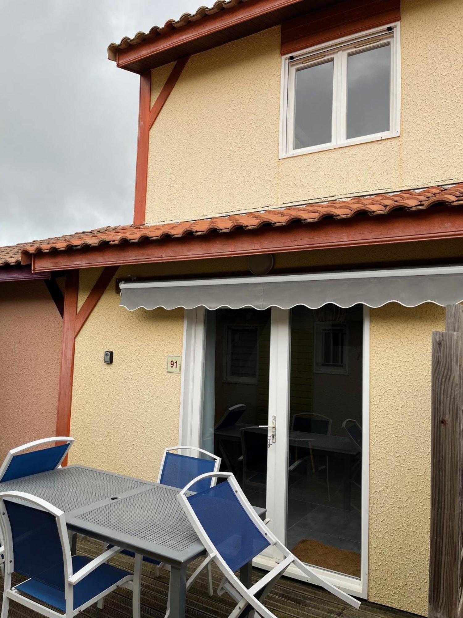 Patrimoine Et Immobilier Villas Du Lac 苏斯通 外观 照片